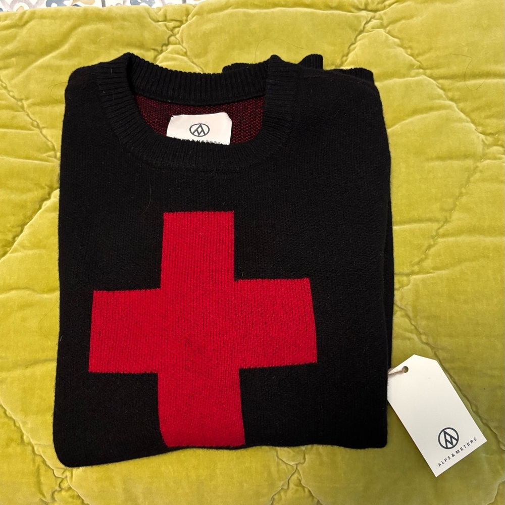 Alps and Meters Ski Sweater Black w/Red Cross Men's L Ski NWT XMAS Special!